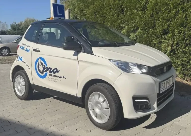 Co oznacza am na prawo jazdy i kogo dotyczy ten wpis