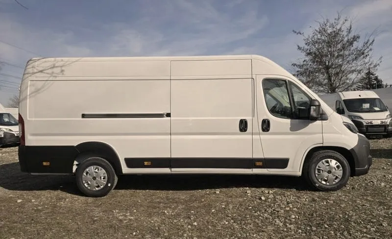 Ile oleju do silnika Fiat Ducato 2.3? Oto, co musisz wiedzieć, by uniknąć problemów!