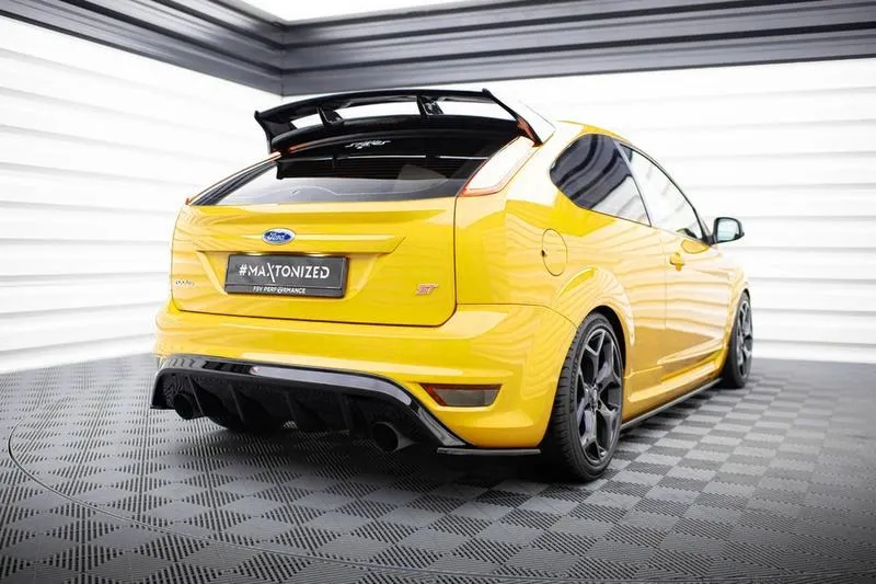 Ile oleju na wymianę potrzebuje Ford Focus Mk2 1.6 benzyna? Sprawdź!