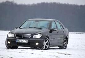 Ile pali Mercedes C-klasa 2.0 benzyna? Realne spalanie w mieście i trasie