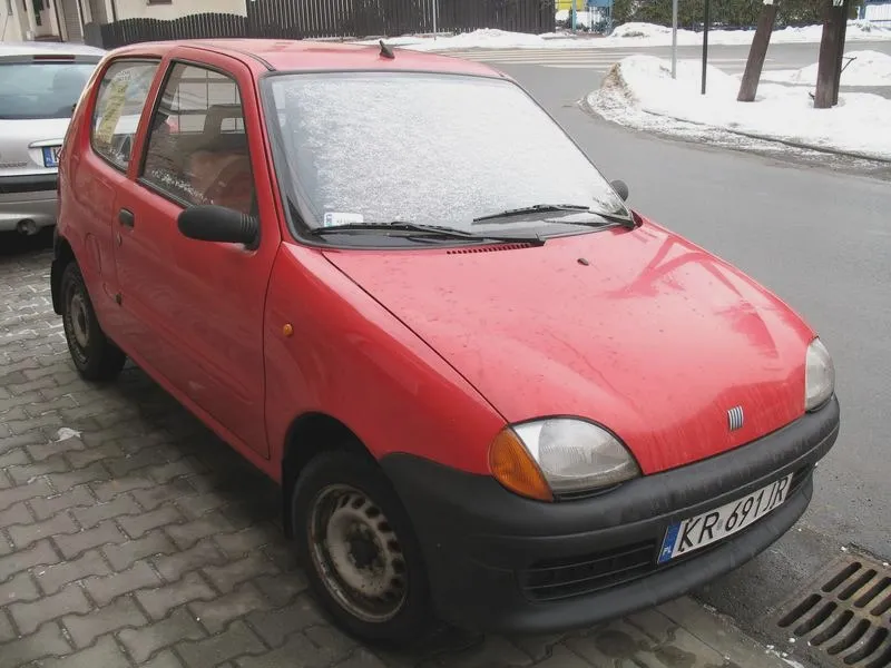 Jak prawidłowo wypiąć filtr paliwa w Seicento – porady dla kierowców