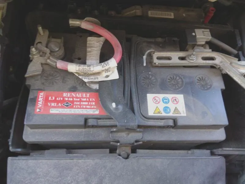 Akumulator w Renault Scenic