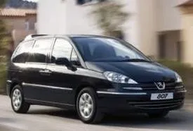Silniki do Peugeota 807